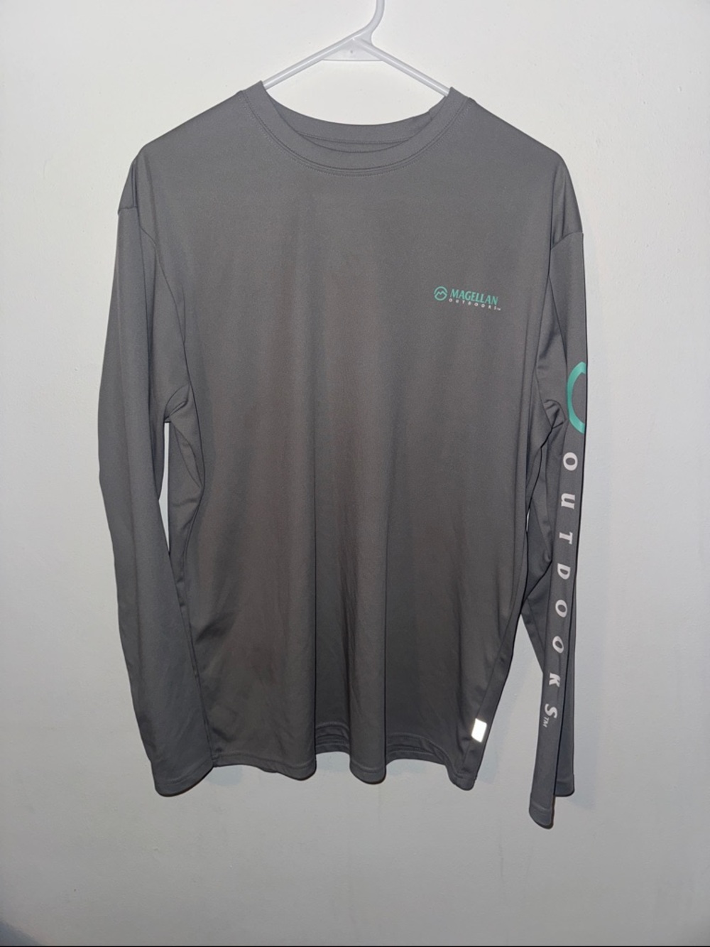 Magellan Outdoors Men's Long-Sleeve Performance Shirt - Gray with Teal Logo
